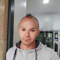 FaceApp_1650820750139