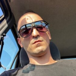 A5EE979A-BAE9-4EF4-98FC-2D807193B2FC